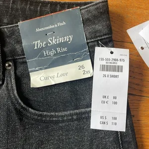 NWT Abercrombie & Fitch The‎ Skinny High Rise Curve Love in Black thumbnail 6