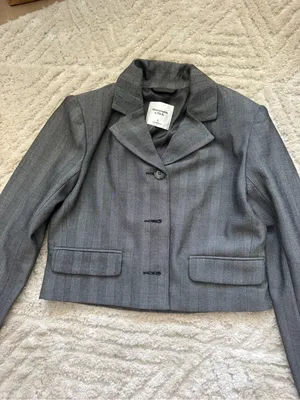 NWOT Abercrombie & Fitch Gray Pinstripe Cropped Blazer thumbnail 3