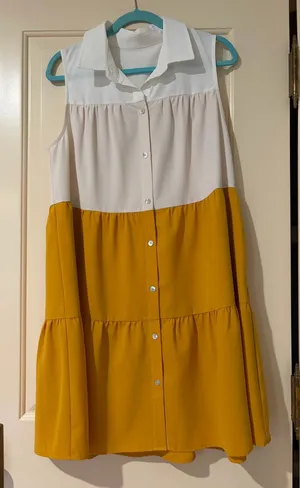 Yellow Button-Front Sleeveless Knee-Length Dress with Classic Collar Size L thumbnail 1