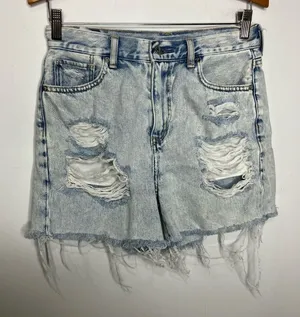American Eagle Outfitters mom shorts light wash‎ destroyed dem women’s size 4 thumbnail 1