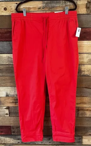 Old Navy Coral Crops‎ Size 12 thumbnail 1