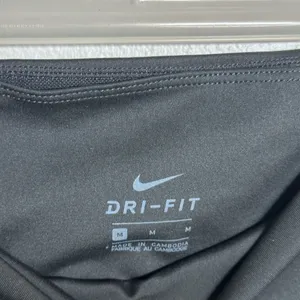 Nike Dri-Fit Women Workout Black/Gray Athletic‎ Yoga Capri Leggings size M thumbnail 4