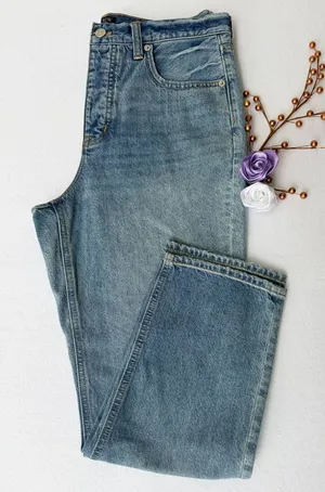 J.Crew High-Rise Straight Premium Edition Womens Denim Jeans Size 28 thumbnail 1