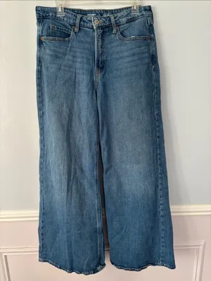 Old Navy Extra High-Rise Super Wide-Leg Jeans Sz 10 Medium Blue Wash Boho thumbnail 2