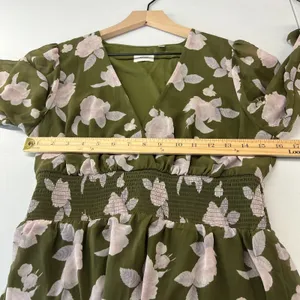 Aritzia‎ Wilfred Wistful Mini Dress Womens M Green Floral Smocked Surplice Neck thumbnail 12