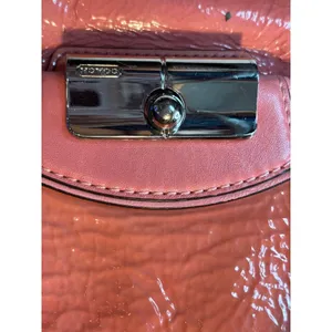 Coach Coral Pink Crinkled Patent Leather Hobo Shoulder Bag Turnlock Pink Bag thumbnail 16
