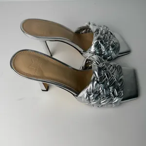 Marc Fisher leather Silver Woven Heeled sandals thumbnail 5