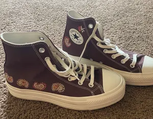 Brown Embroidered Shoes Size 9 thumbnail 2