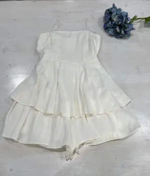 DO+BE White Ruffle Mini jumper romper Smocked Size S‎ thumbnail 1
