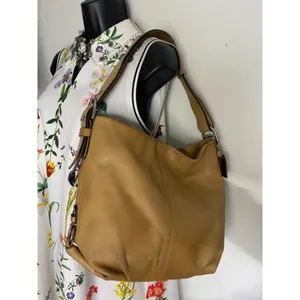 COACH Medium/ Large Leather Tan Shoulder Bag thumbnail 8