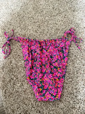 Wild Fable Bikini Bottoms Cheeky thumbnail 2