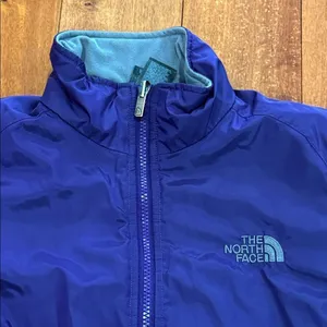 North‎ Face women’s Purple Lined Jacket size SP thumbnail 2
