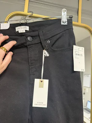 Good American Jeans thumbnail 2