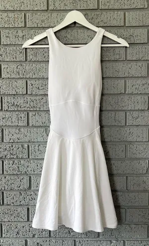 NWT Lululemon Court Crush Dress White Size 2 thumbnail 4
