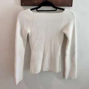 Pixie Market White Ribbed Sweetheart Neck Long Sleeve Knit Top Small thumbnail 2