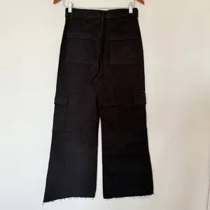Annie Wear Raw Hem Black Cargo Wide Leg Cropped Jeans Edgy Utility Streetwear M thumbnail 3