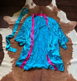 Victorias Secret Y2K robe and Chemise set Size small on the Chemise and one size fits most on the robe! Like new Set is from 2003 thumbnail 1