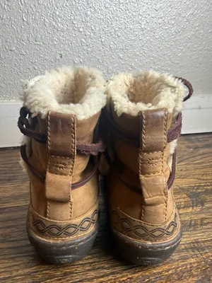UGG Australia Cove 5136 Chestnut Leather Sheepskin Lined Ankle Boots Women’s US6 thumbnail 4