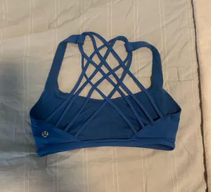 Lululemon Sports Bra thumbnail 2