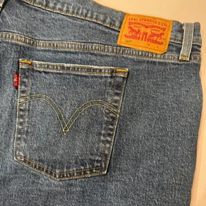 Levi's 501 Womens Denim Jean Shorts‎ 22W Plus Size Button Fly Frayed Hem Blue thumbnail 6