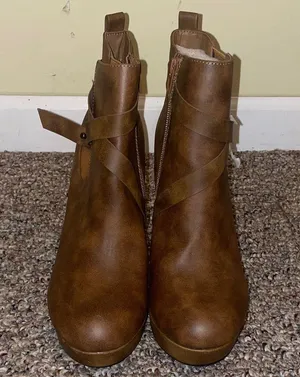 Womens New Dominique Nicole Brown Ankle Heeled Booties thumbnail 1
