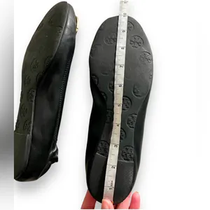 Tory Burch Reva Black Leather Ballet Flats Gold Logo Size 7.5 thumbnail 5