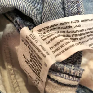 Abercrombie &‎ Fitch Signature Girlfriend Jeans High Waisted Raw Distressed 27 thumbnail 6