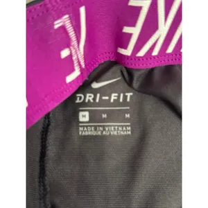 Nike Shorts Women's size medium, athletic‎ wear thumbnail 4