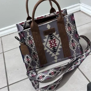 Wrangler‎ Women Aztec Southwestern Crossbody Tote Lavender Bag Purse thumbnail 8