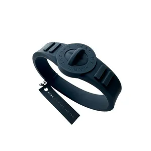 🆕Marc By Marc Jacobs Black Silicone Rubber Turnlock Bracelet thumbnail 3