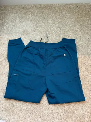 Fabletics Scrub Joggers On-Call thumbnail 3