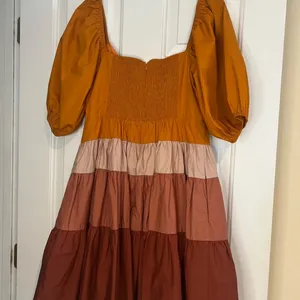 Moodie Baby Doll Colorblock Balloon Sleeves- Dress thumbnail 2