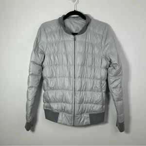 Athleta Women’s Dobby Goose Down Gray Puffer Jacket Size S thumbnail 2