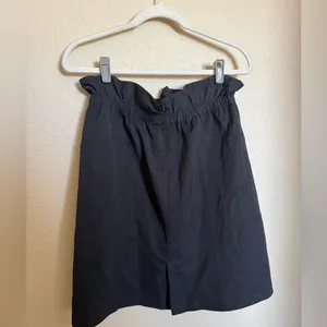 Lululemon Trip Taker Skirt Size 8‎ in Black thumbnail 7