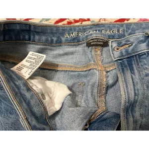 American eagle ripped jeans thumbnail 3
