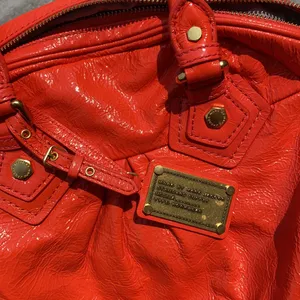Mark Jacobs ORANGE PATENT LEATHER detachable cross body thumbnail 11