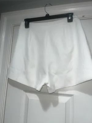 SHEIN White High-Waist Tailored Shorts thumbnail 2