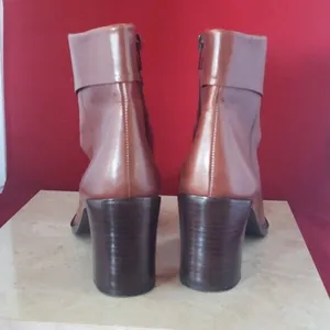 Enzo Angiolini Brown Ankle Boots High Heel Chunky Heel - Size 7 M thumbnail 5