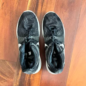 Nike Flex Fury Running Shoes in Black | Size 8.5 thumbnail 2