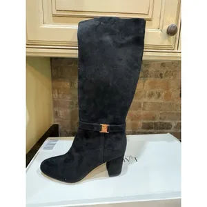 the Lauren Ralph Lauren Kellie Suede Tall Boots in black Size 8 Riding thumbnail 2