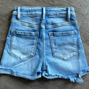 KanCan Estilo jean shorts Size 23 thumbnail 4