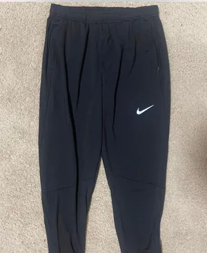 Nike Joggers thumbnail 1