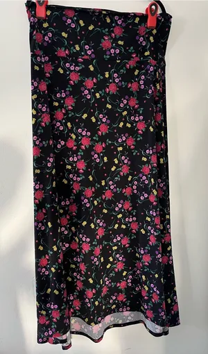 LuLaRoe Black Pink Floral Maxi Skirt XL Elastic Waist Stretchy Cottagecore Romantic thumbnail 1