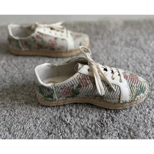 Vince Camuto Floral Perforated Leather Espadrille Platform Sneakers‎ White 7.5 thumbnail 11