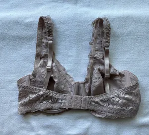 Nude Pink Lacy Bra With Underwire thumbnail 2