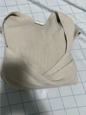Abercrombie Long Sleeve Bodysuit thumbnail 4