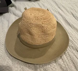 Columbia Sportswear Women's Straw and Canvas Sun Hat thumbnail 1
