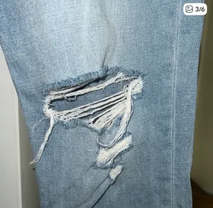 Abercrombie & Fitch Women's Light Wash High Rise Jeans 27 Long thumbnail 3