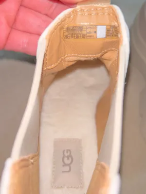 UGG Boots thumbnail 4