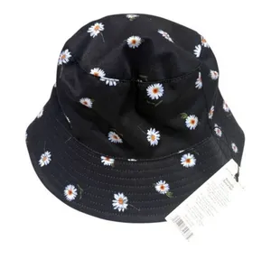 new adult Alice + Olivia one size reversible daisy bucket hat A3 3074 thumbnail 1